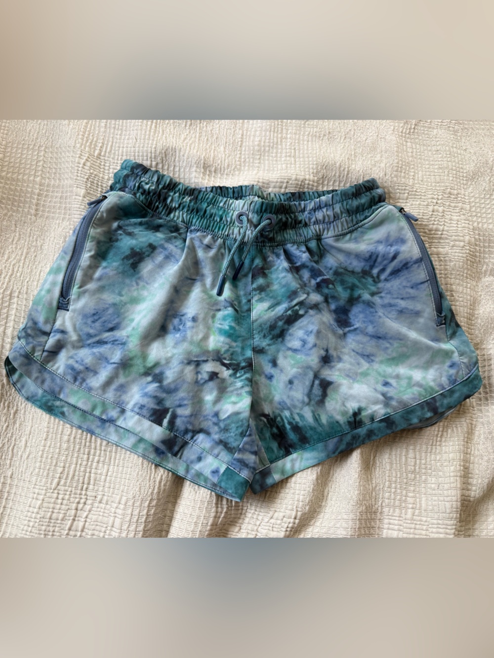 Athleta Girls shorts size 14 / XL